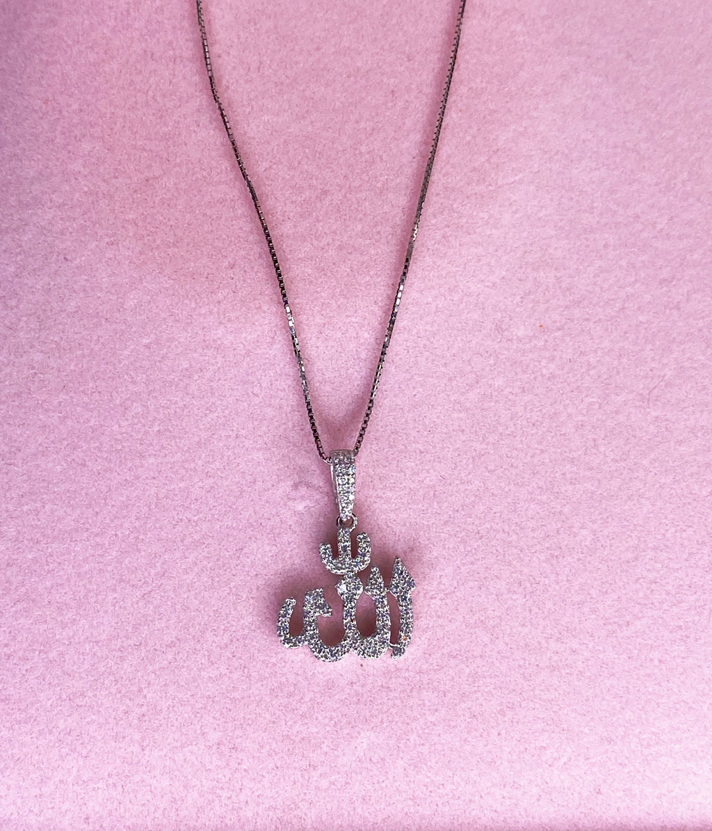 Evie Allah Necklace
