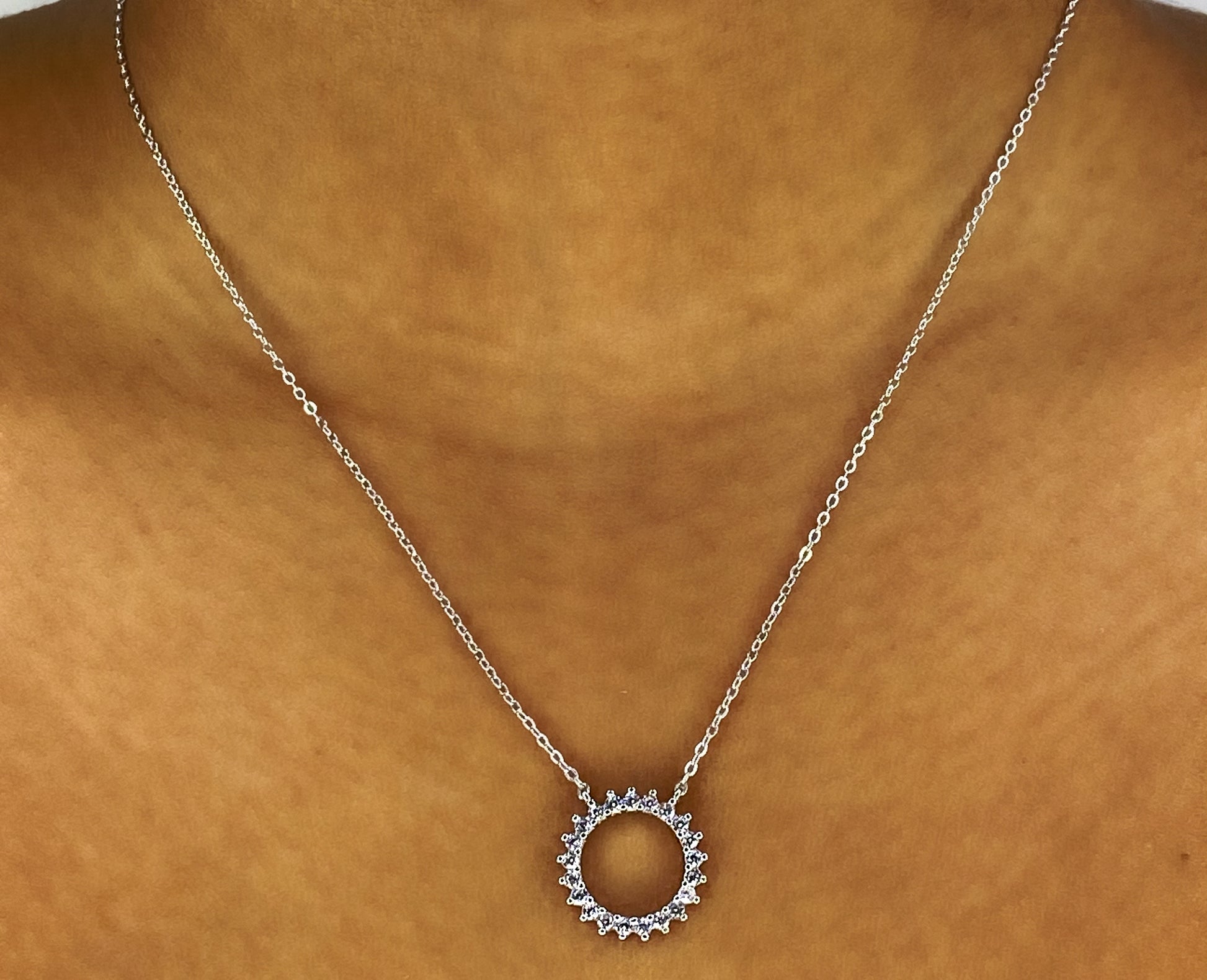Holly Necklace
