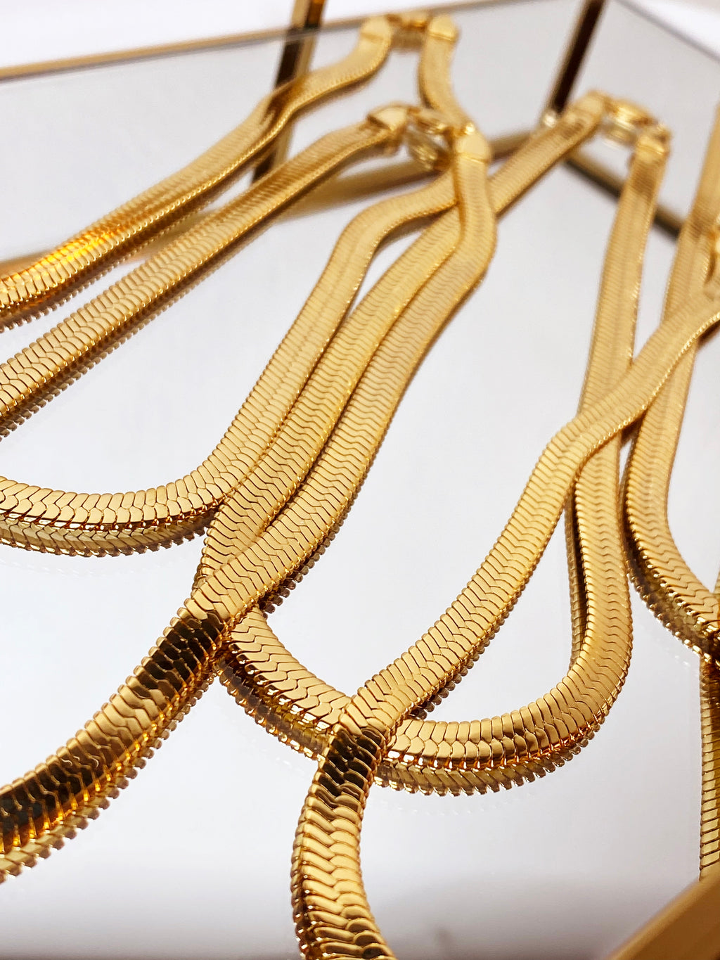 Ivette Herringbone Necklace