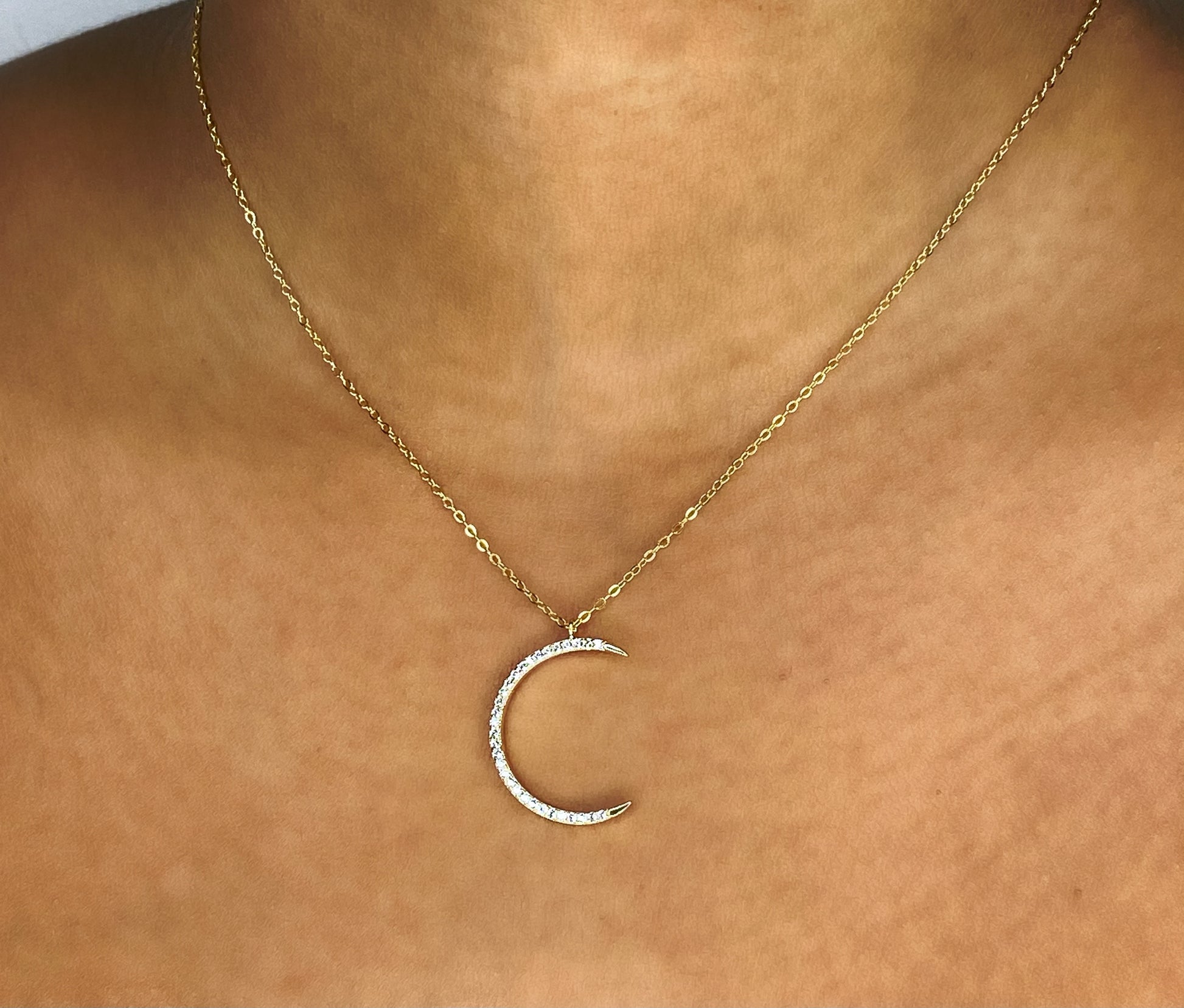 Luna Necklace