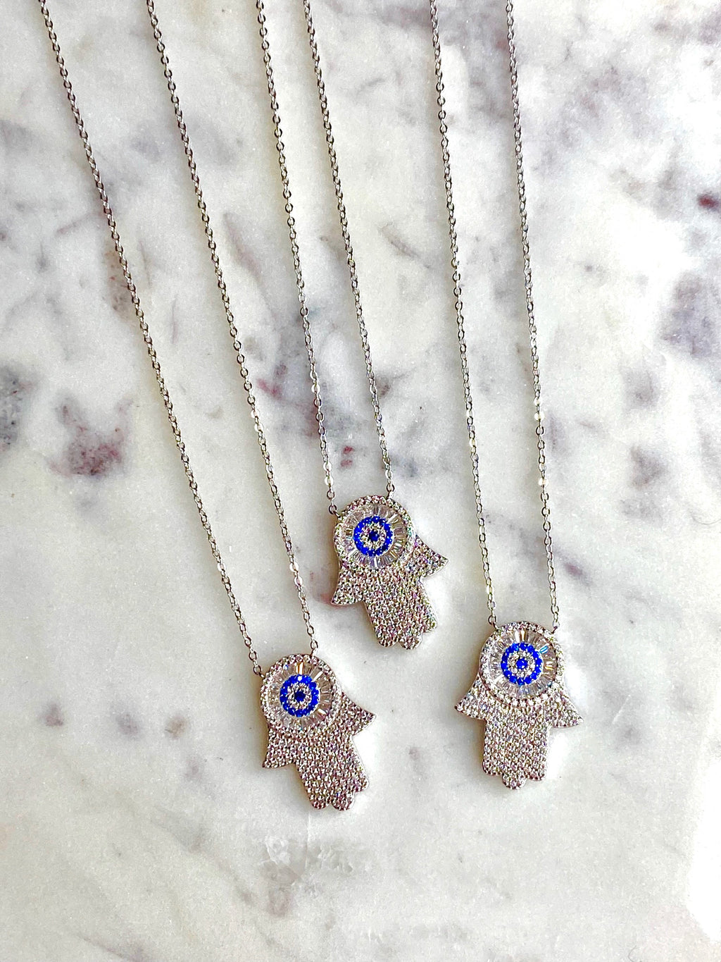 Ivi Hamsa Necklace