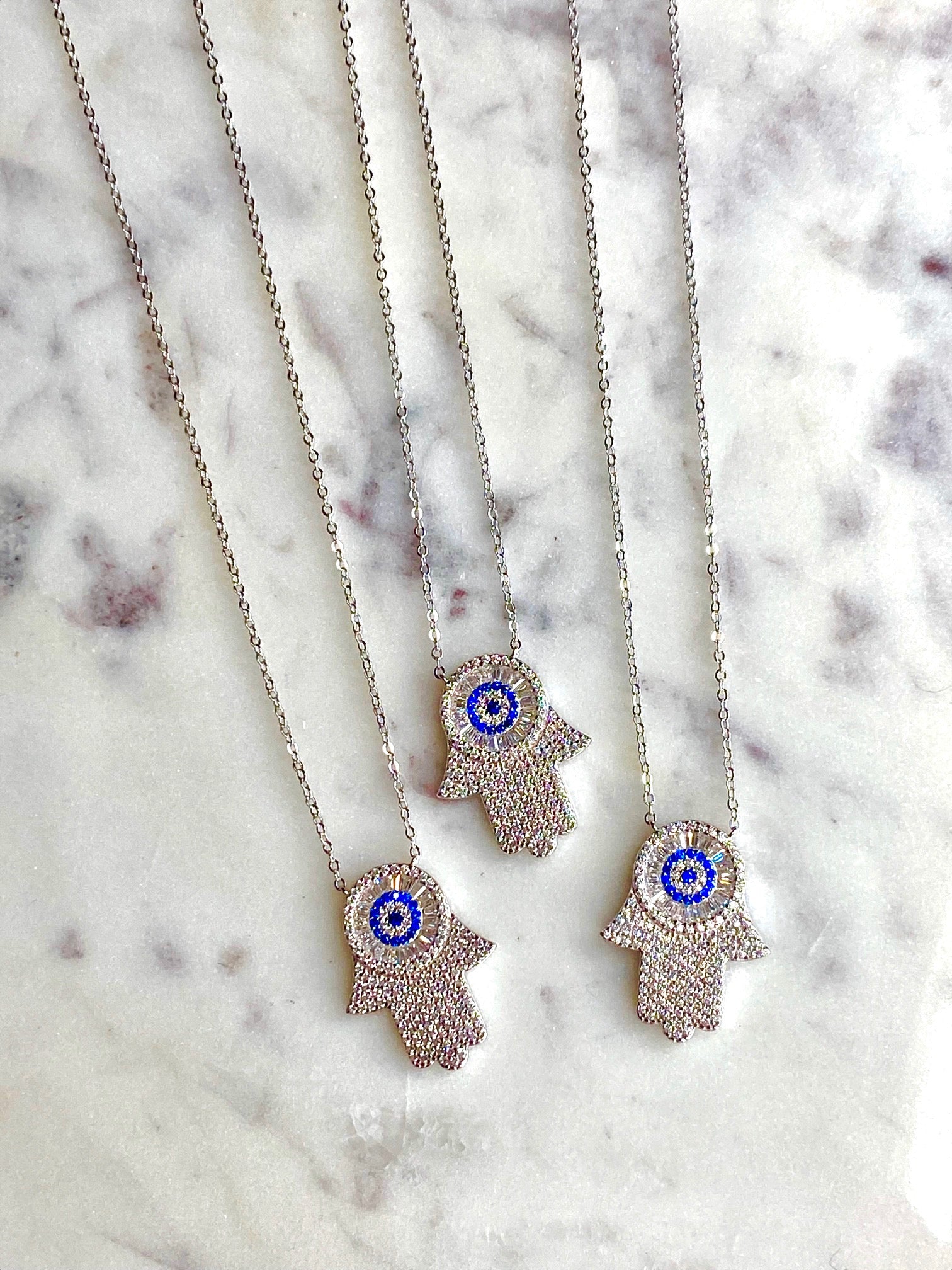 Ivi Hamsa Necklace