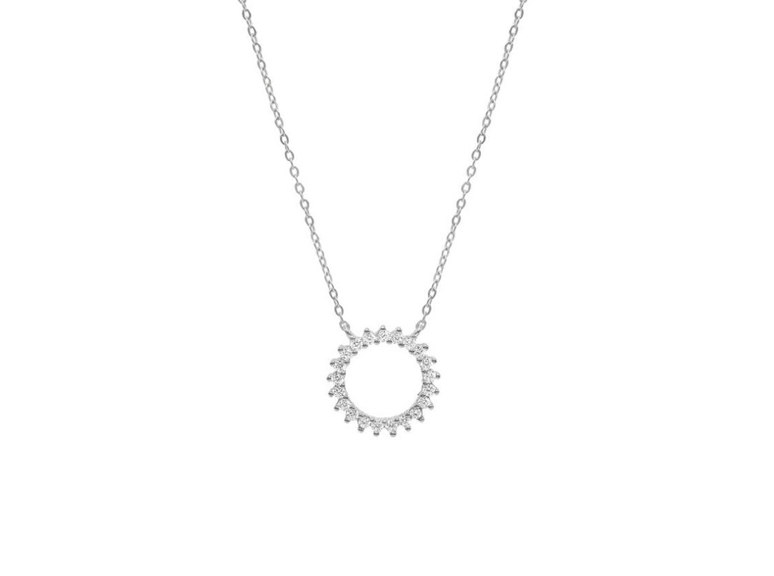 Holly Necklace