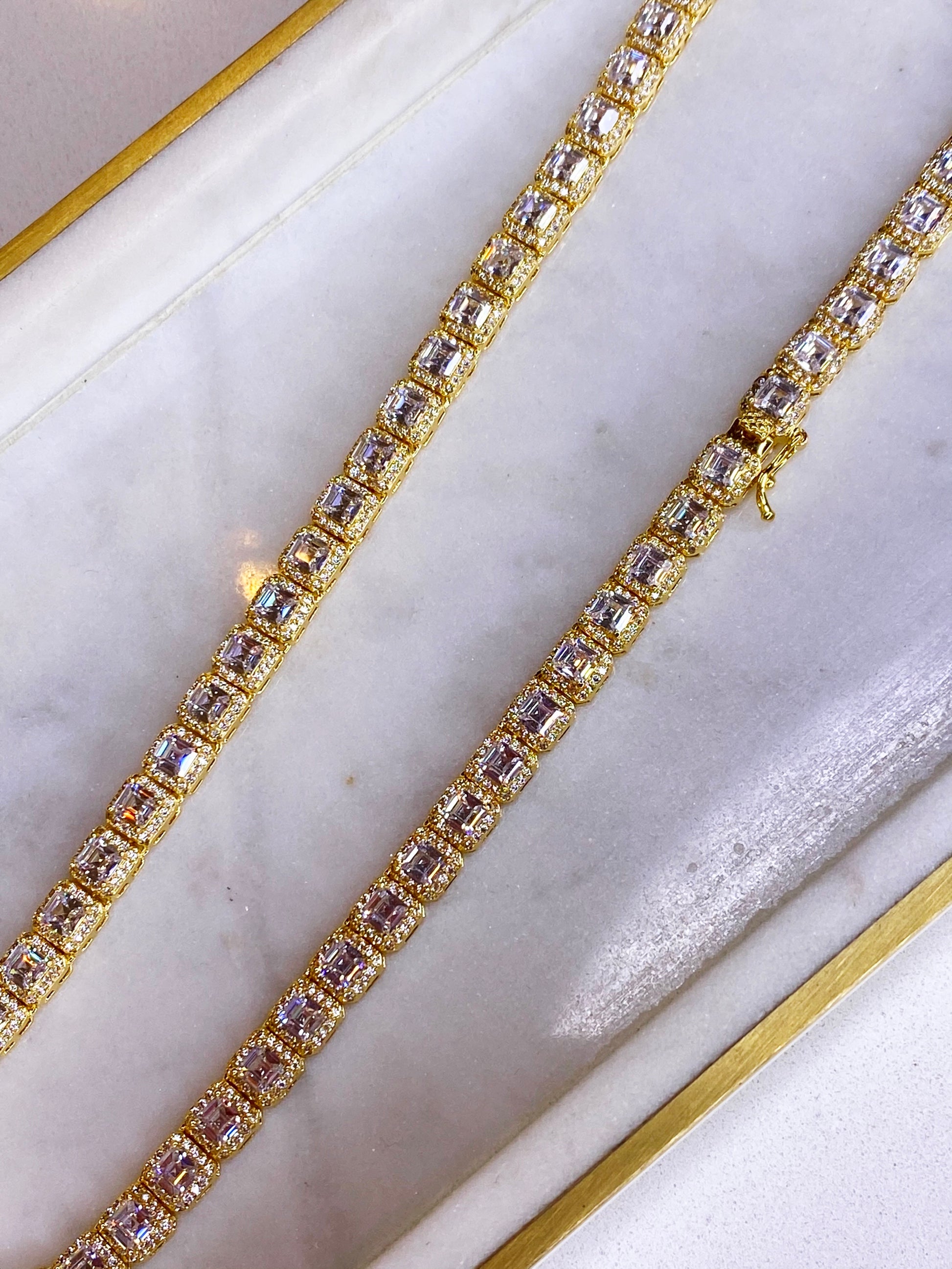 Alaya Necklace